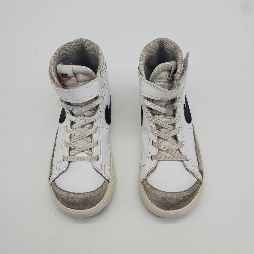 Nike BLAZER MID' 77 Sneakers Youth Kid's Sz 13.5C White Black Shoes DA4086-102